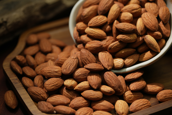 扁桃仁的藥用價值有哪些？