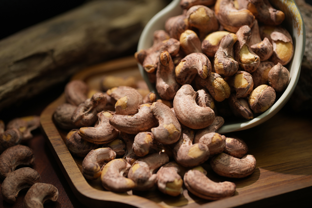 為什么買的腰果沒有殼？