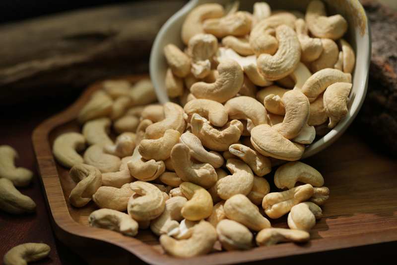 怎么辨別腰果新不新鮮？